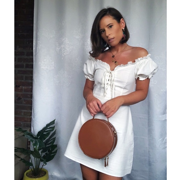 Last✨🆕Dulce White Tie Front Puff Sleeve Dress - Picture 2 of 7